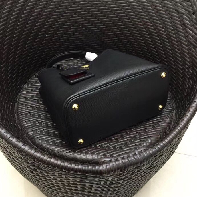 Pra*a black saffiano leather double bag