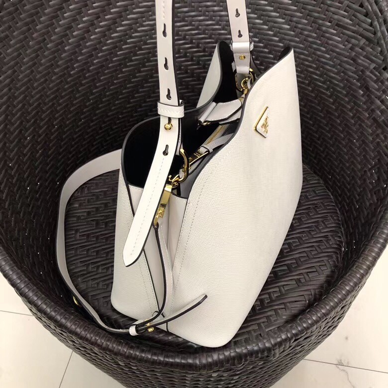 Pra*a matinee tote bag in white saffiano leather