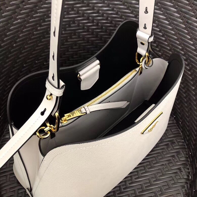 Pra*a matinee tote bag in white saffiano leather