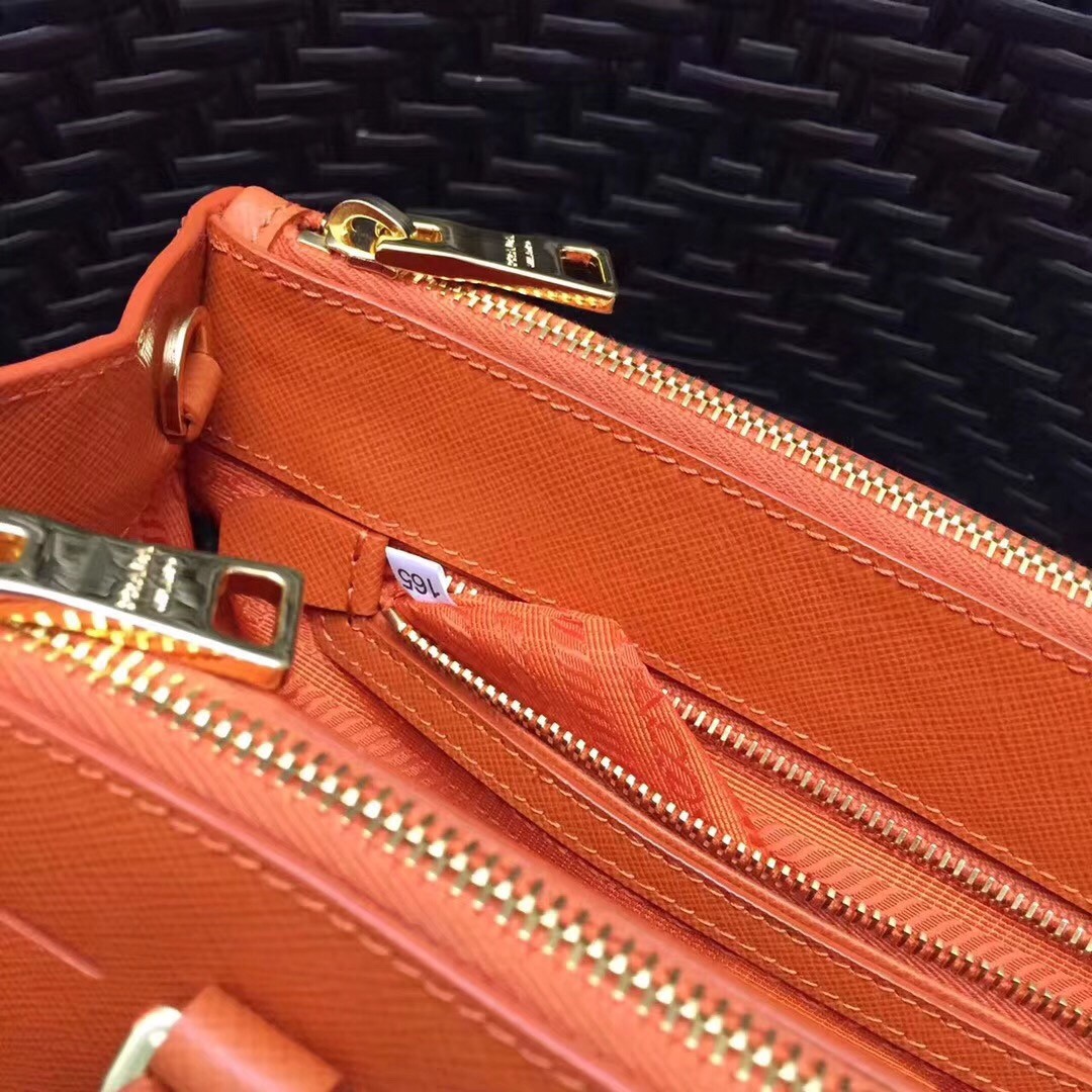 Pra*a small galleria bag in orange saffiano leather