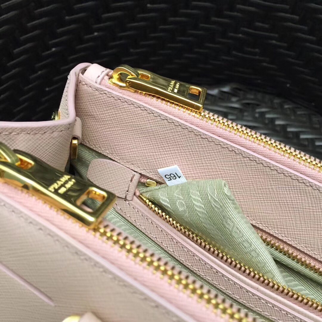 Pra*a small galleria bag in pink saffiano leather