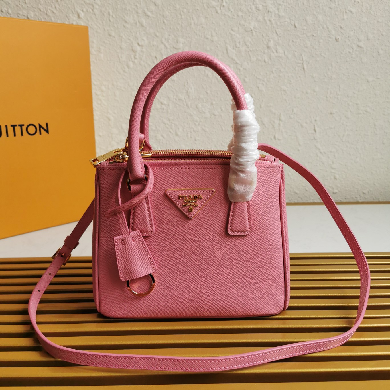 Pra*a mini galleria bag in pink saffiano leather