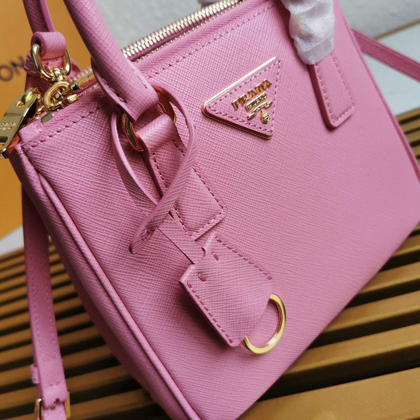 Pra*a mini galleria bag in pink saffiano leather