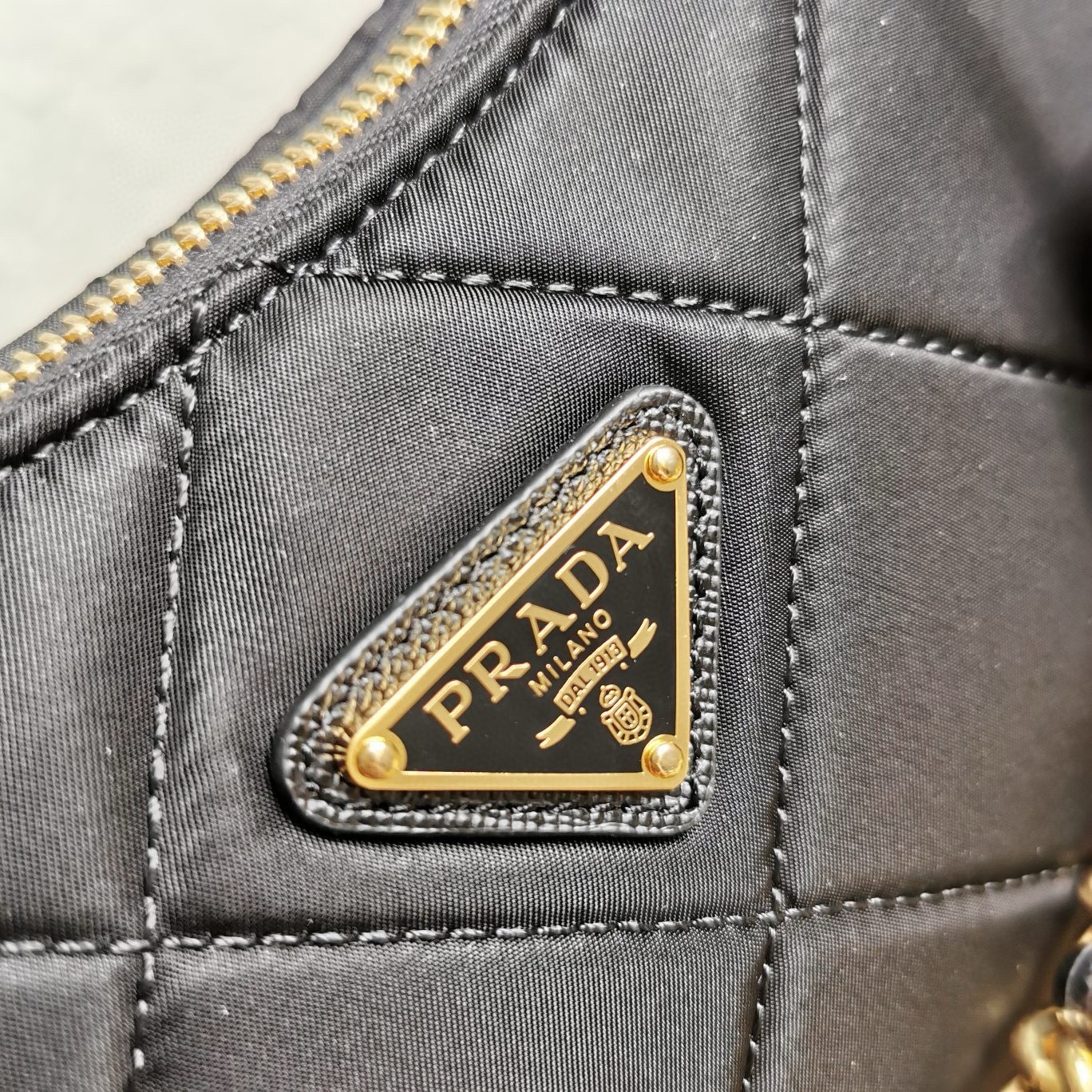 Pra*a re-edition 1995 chaine mini bag in black re-nylon