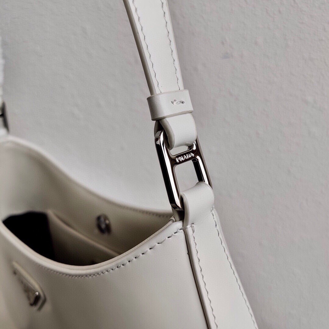Pra*a cleo small shoulder bag in white brushed leather