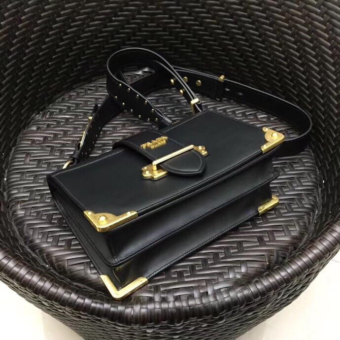 Pra*a large cahier bag in black leather