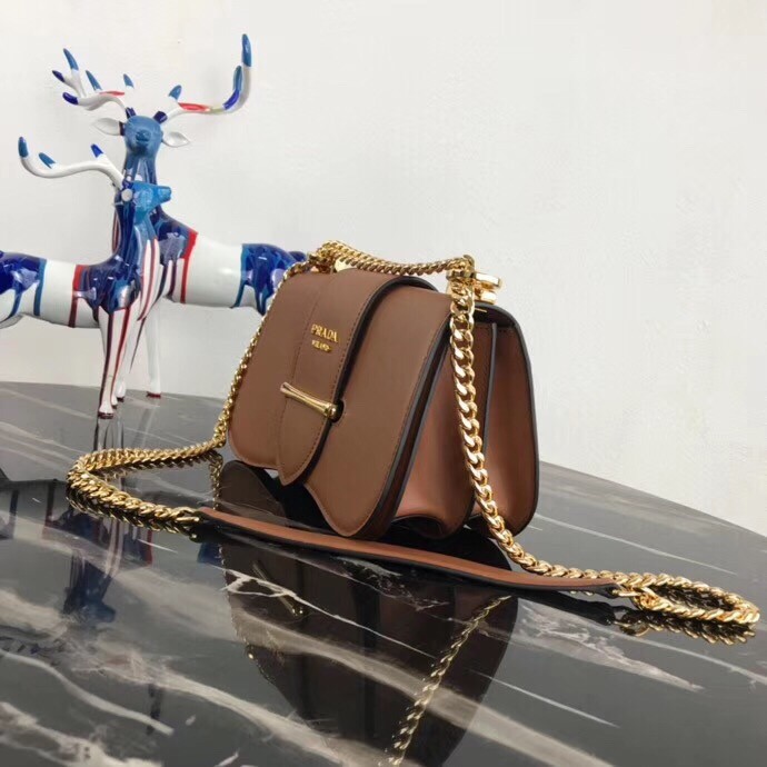 Pra*a sidonie shoulder bag in brown calfskin