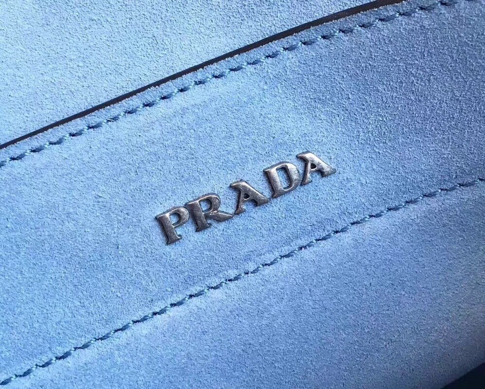Pra*a etiquette tote bag in black calf leather