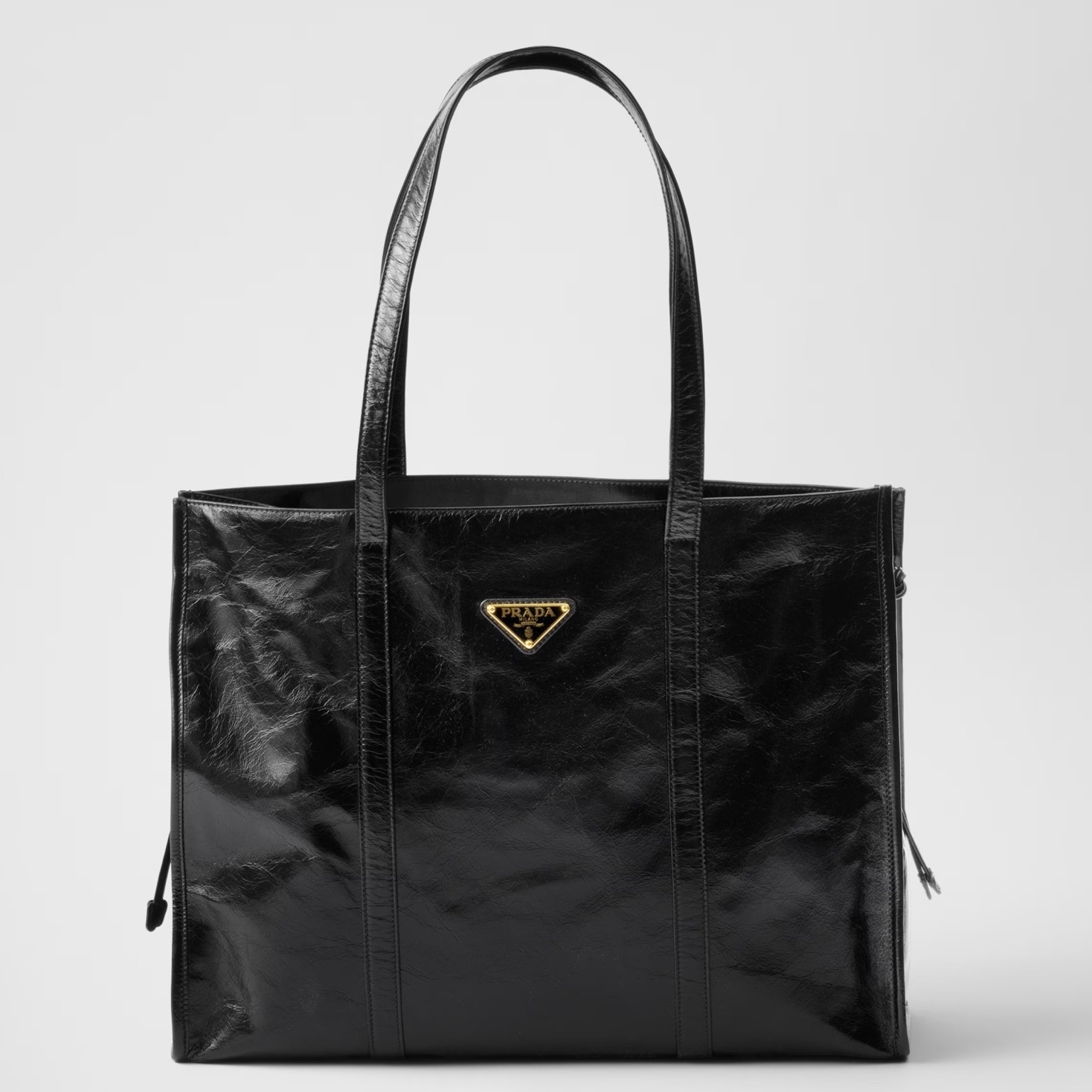 Pra*a large tote bag in black lambskin