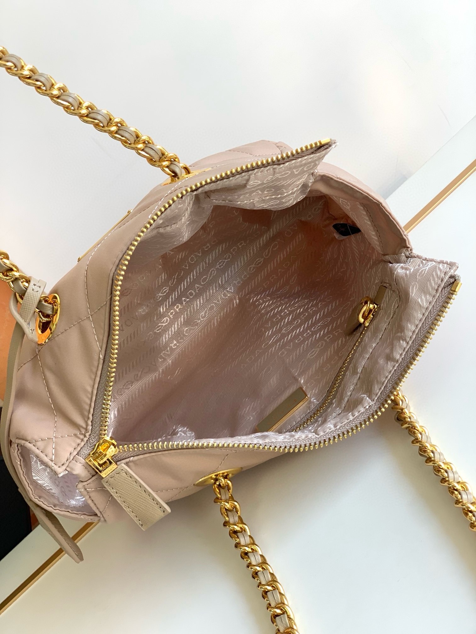 Pra*a re-edition 1995 tote bag in beige re-nylon