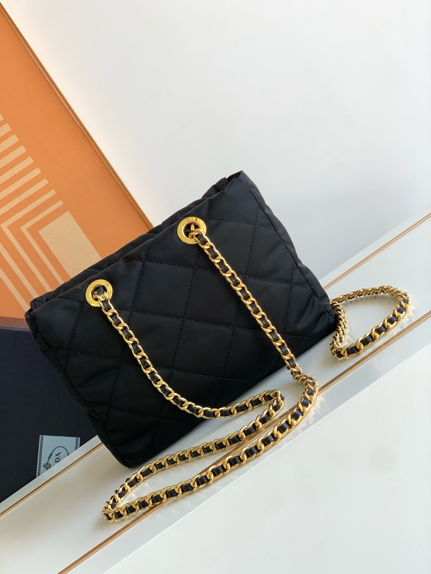 Pra*a re-edition 1995 tote bag in black re-nylon