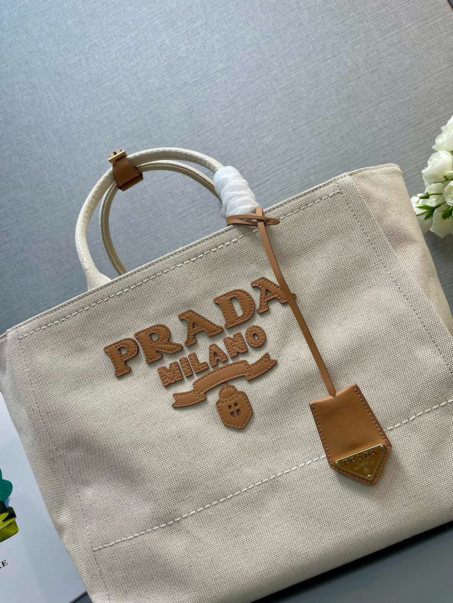 Pra*a large blend tote bag in linen