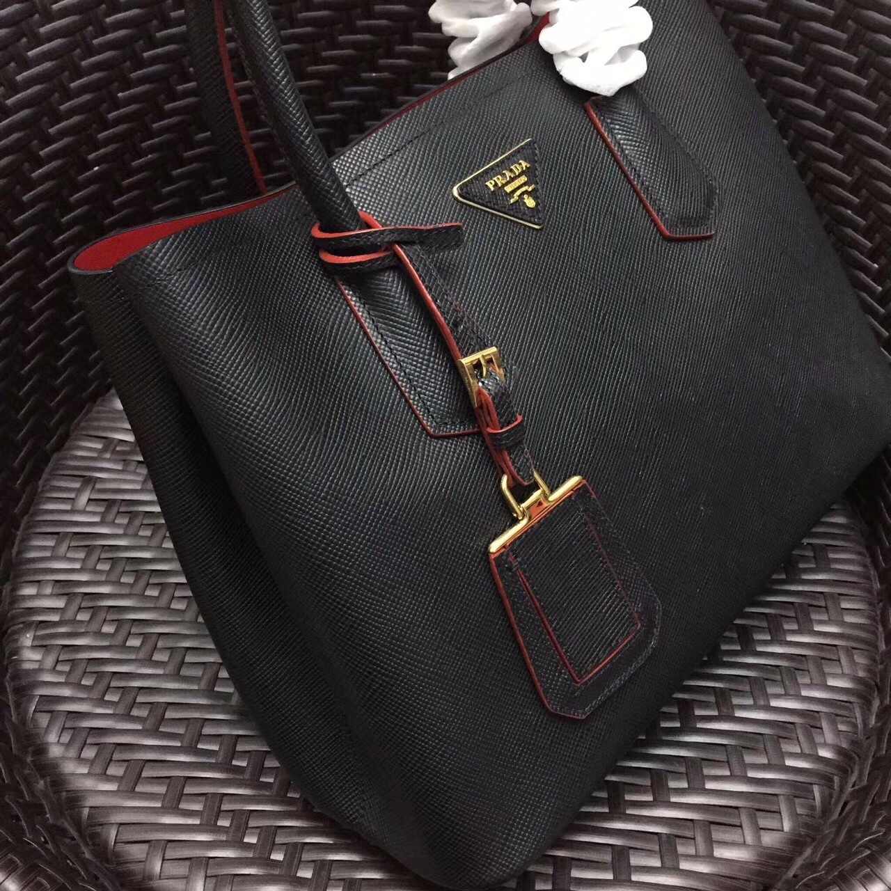 Pra*a black saffiano double medium bag