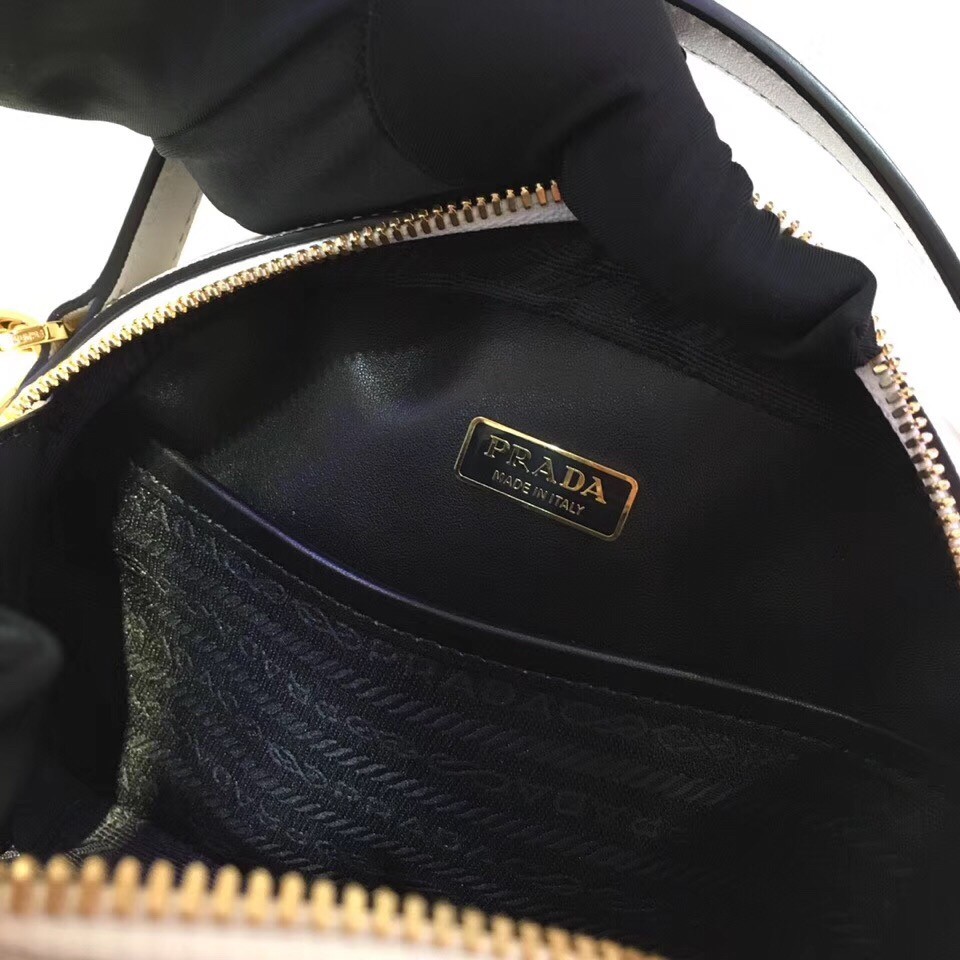 Pra*a odette white saffiano leather bag