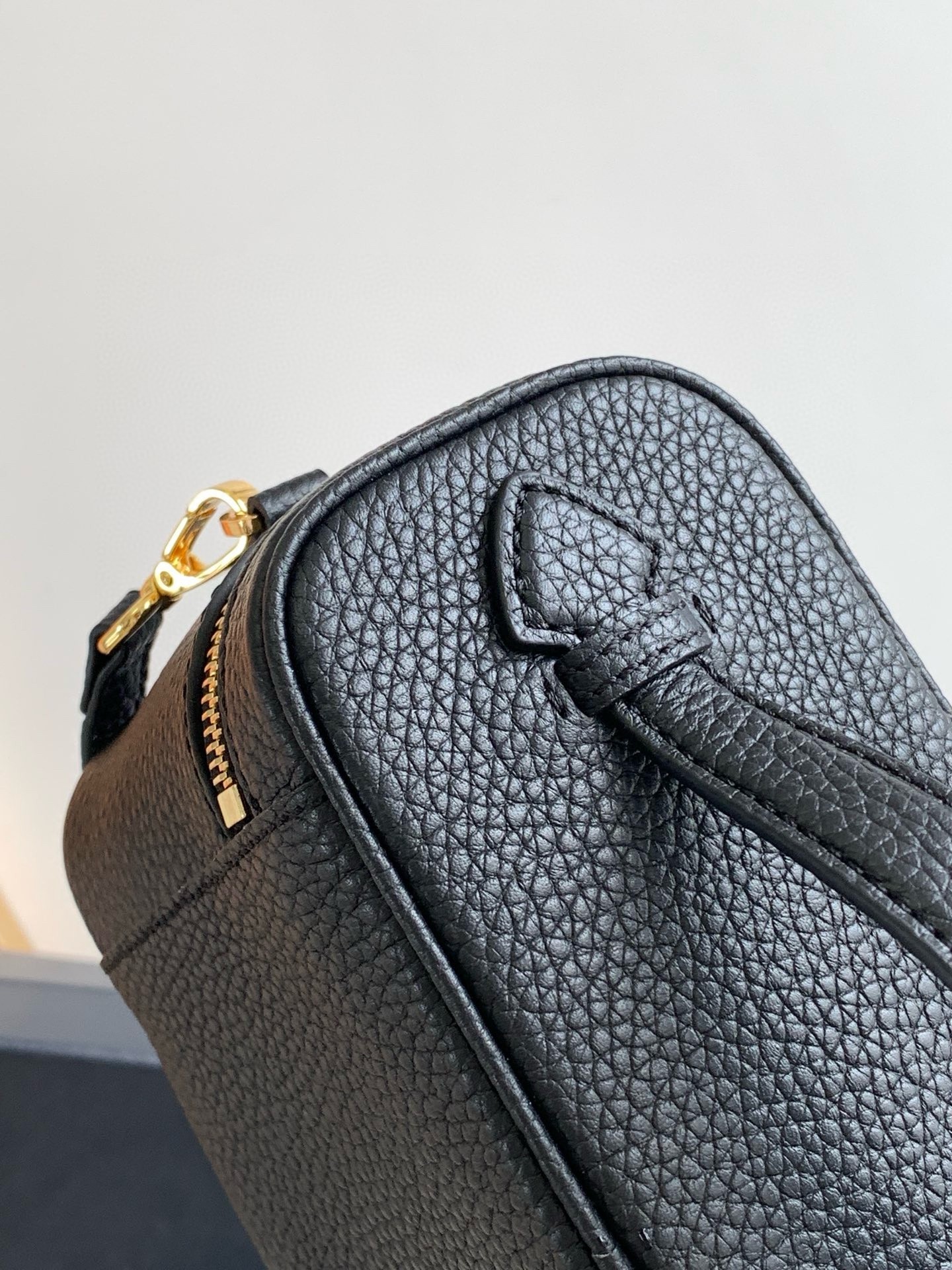 Pra*a mini vanity bag in black grained leather