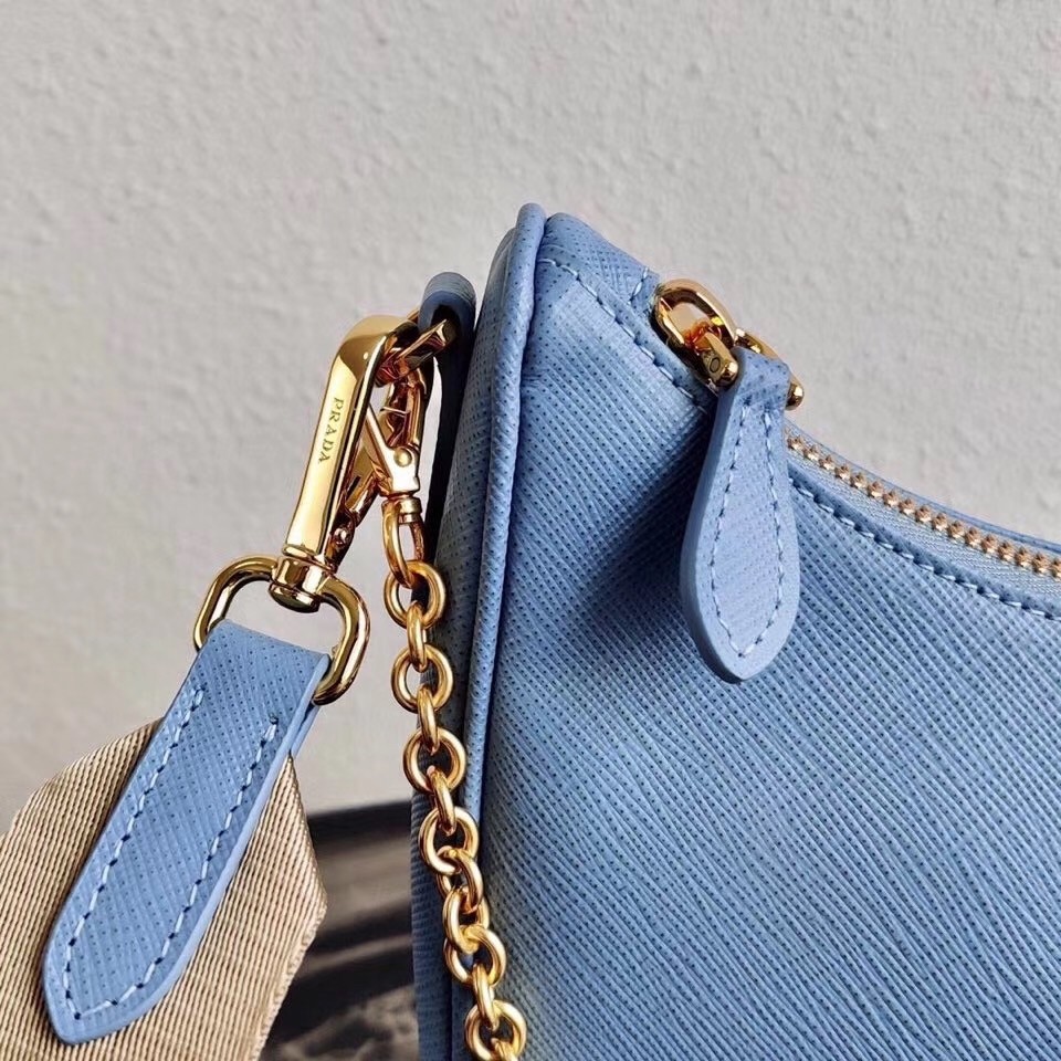 Pra*a re-edition 2005 shoulder bag in blue saffiano leather