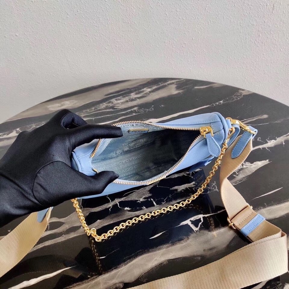 Pra*a re-edition 2005 shoulder bag in blue saffiano leather