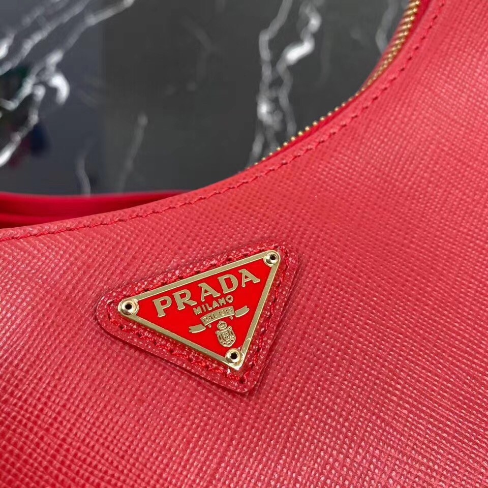 Pra*a re-edition 2005 shoulder bag in red saffiano leather