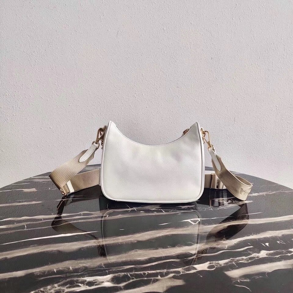 Pra*a re-edition 2005 shoulder bag in white saffiano leather