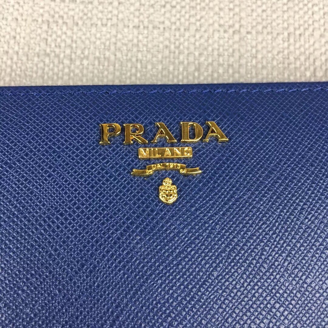 Pra*a zipped wallet in blue saffiano leather