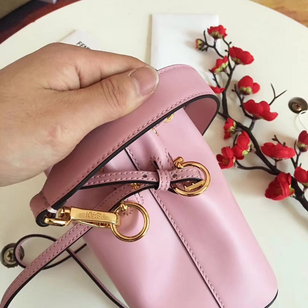 F**di mon tresor mini bucket bag in pink calfskin