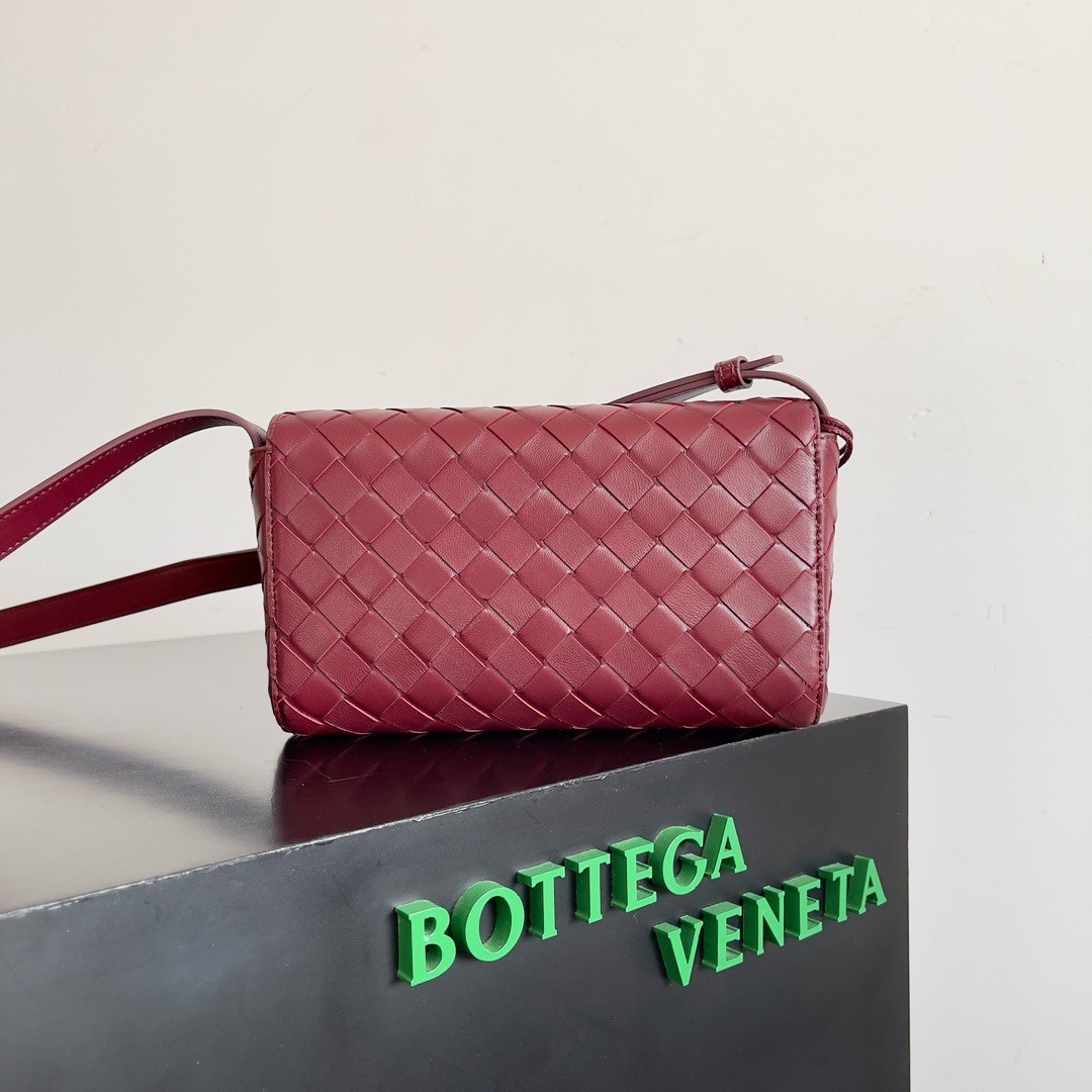 bo*te*ga Ve*ne*ta mini andiamo cross-body bag in barolo intrecciato lambskin