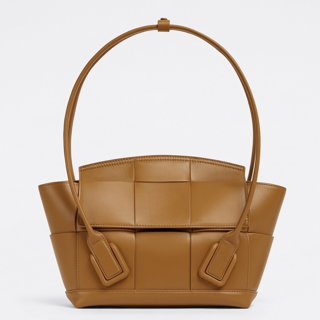bo*te*ga Ve*ne*ta arco small bag in caramel intrecciato calfskin