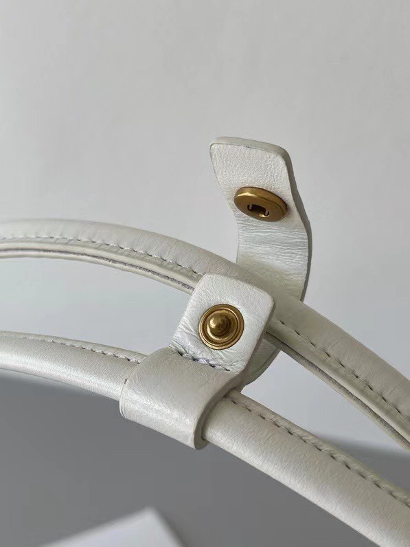 bo*te*ga Ve*ne*ta arco small bag in white intrecciato leather