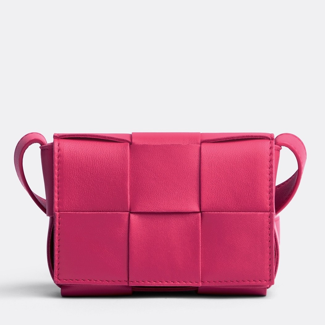 bo*te*ga Ve*ne*ta candy cassette bag in cranberry lambskin