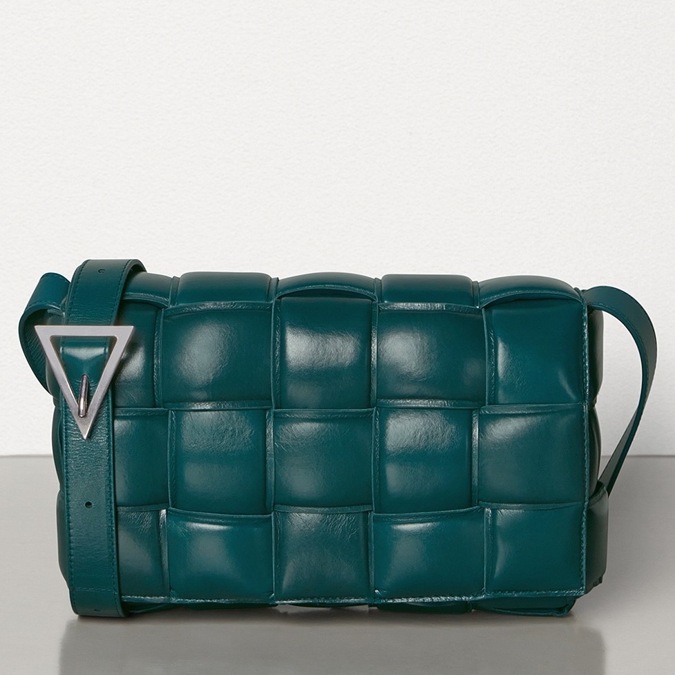 bo*te*ga Ve*ne*ta padded cassette bag in green calfskin