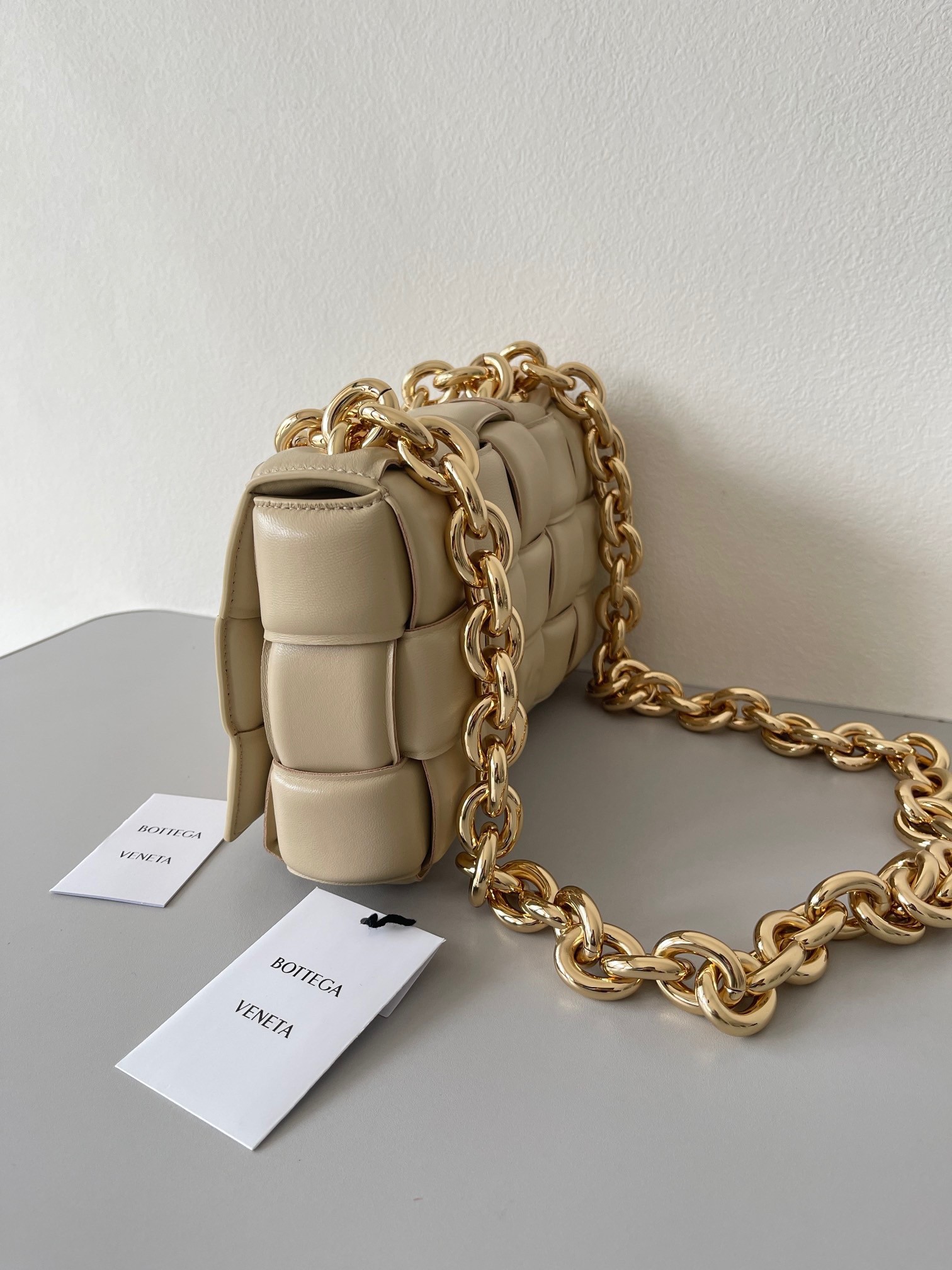 bo*te*ga Ve*ne*ta chain cassette bag in porridge lambskin