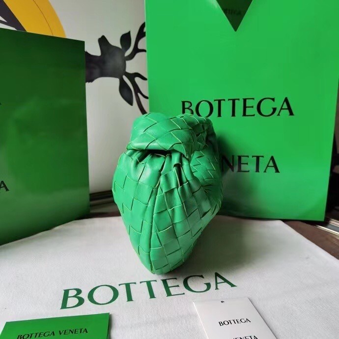 bo*te*ga Ve*ne*ta mini bv jodie bag in green woven leather