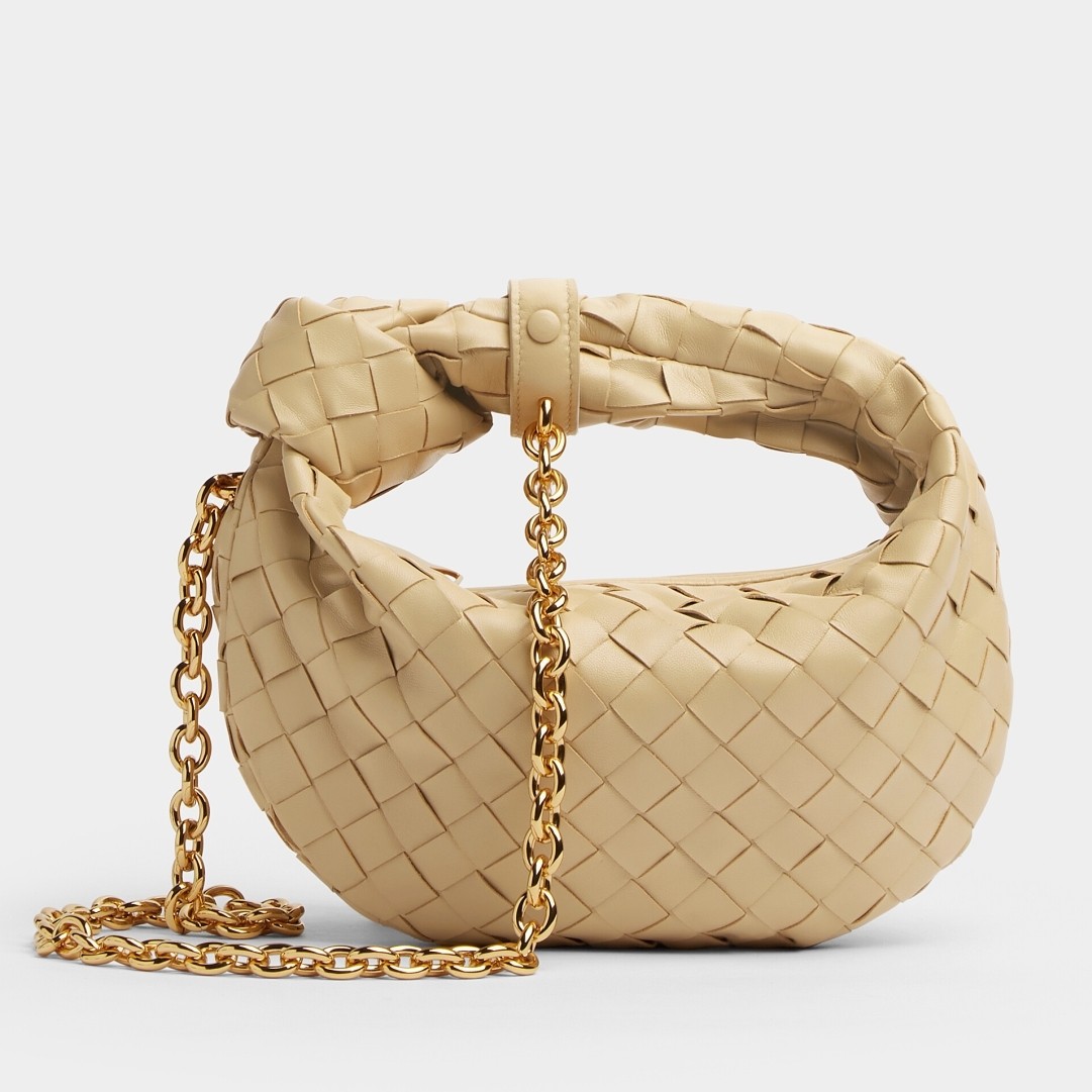 bo*te*ga Ve*ne*ta mini jodie chain bag in porridge intrecciato lambskin