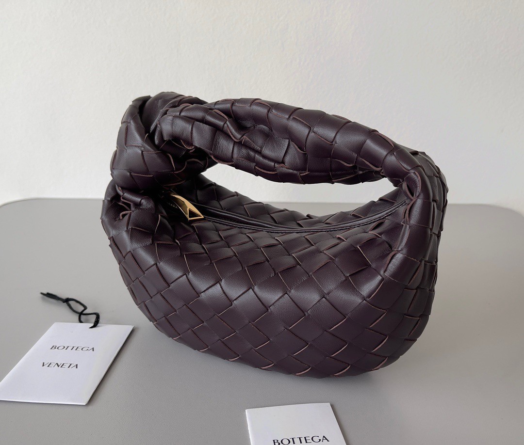 bo*te*ga Ve*ne*ta bv jodie mini bag in potion intrecciato lambskin