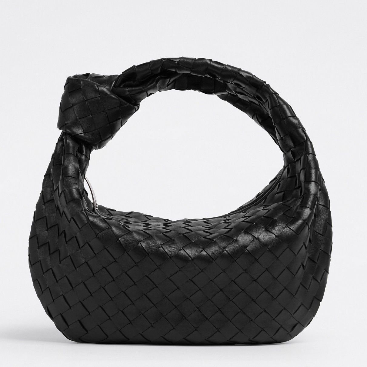 bo*te*ga Ve*ne*ta bv jodie teen bag in black intrecciato leather
