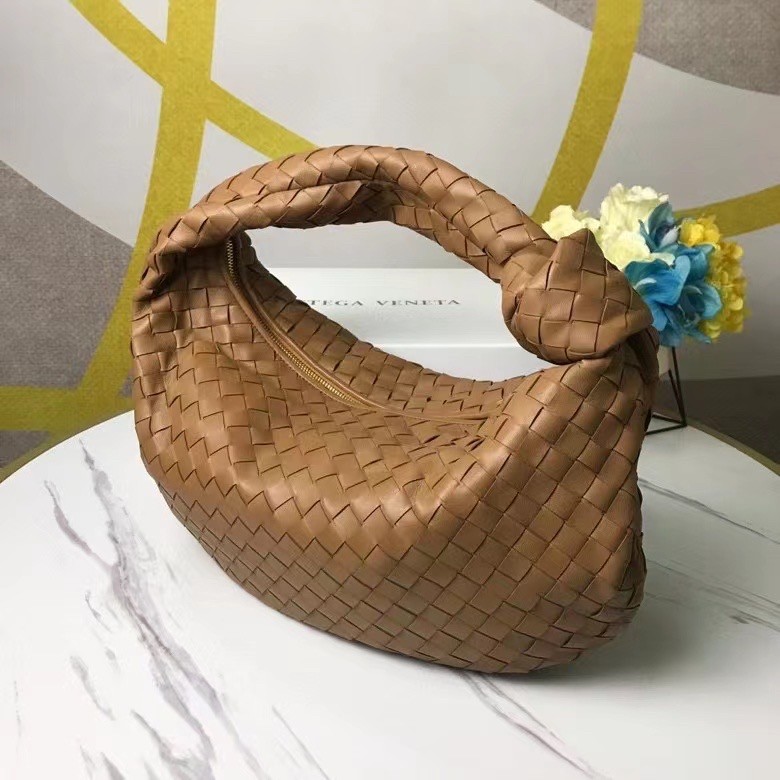 bo*te*ga Ve*ne*ta bv jodie small bag in caramel intrecciato leather