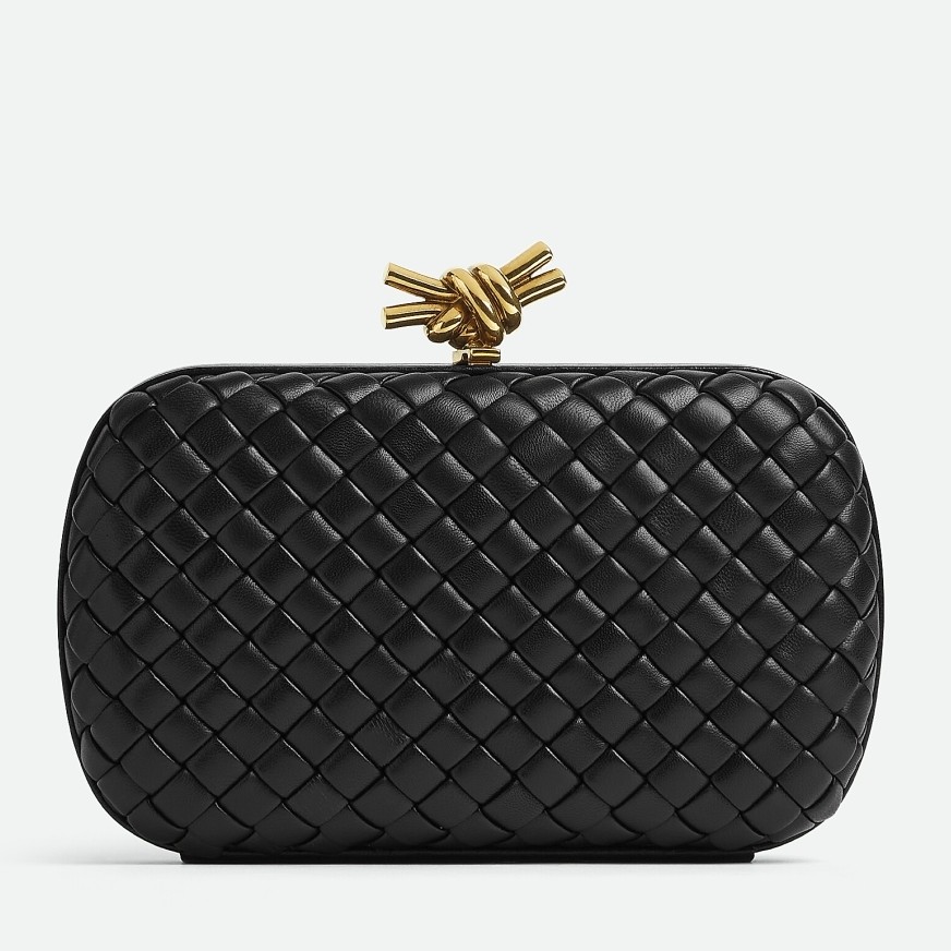 bo*te*ga Ve*ne*ta knot minaudiere clutch in black intrecciato lambskin