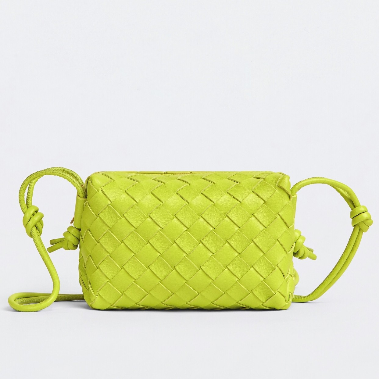 bo*te*ga Ve*ne*ta loop mini bag in kiwi intrecciato lambskin