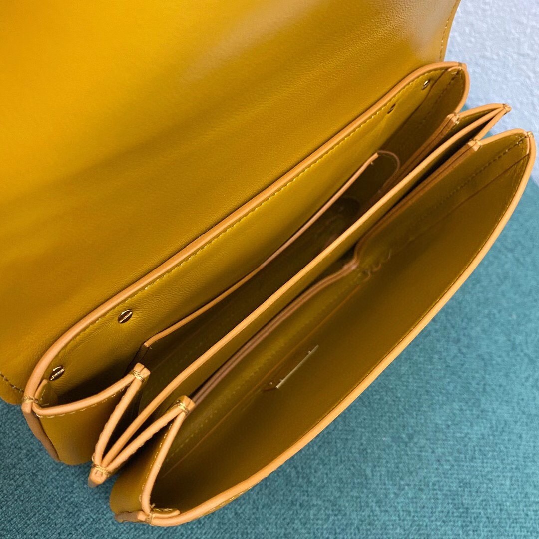 bo*te*ga Ve*ne*ta mount small bag in yellow calfskin