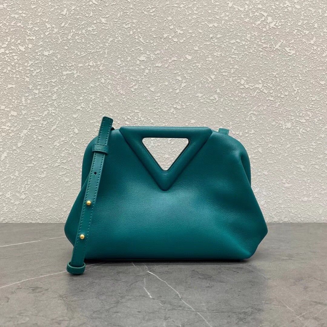bo*te*ga Ve*ne*ta small point top handle bag in mallard nappa leather