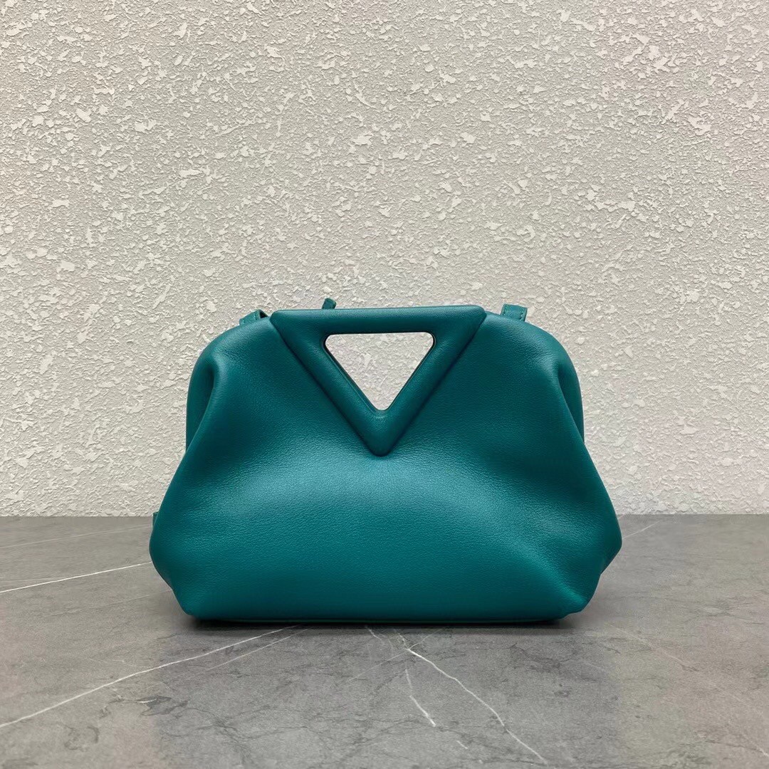 bo*te*ga Ve*ne*ta small point top handle bag in mallard nappa leather