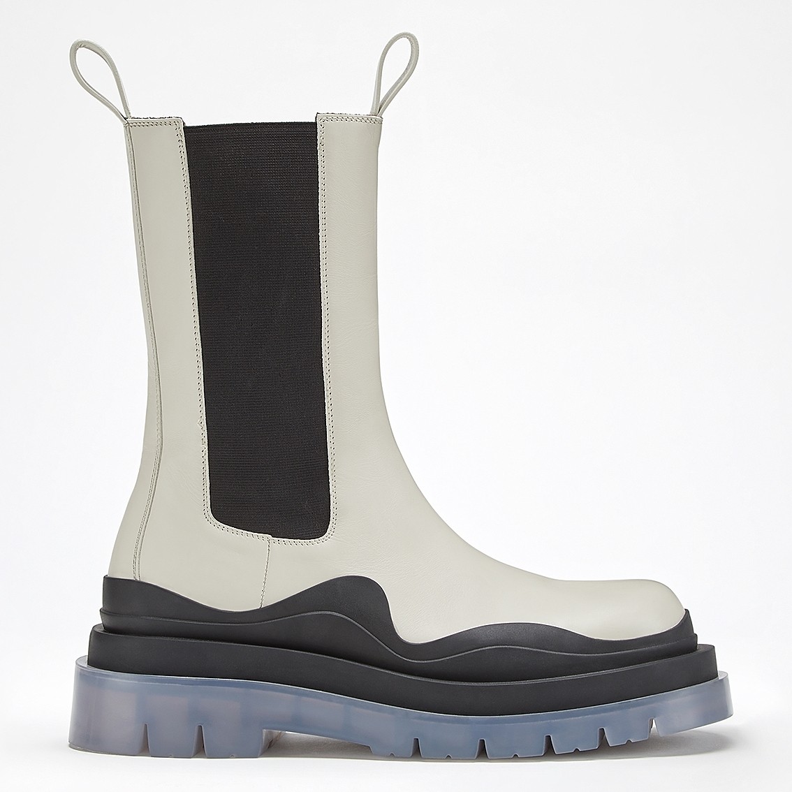 bo*te*ga Ve*ne*ta bv tire chelsea boots in white calfskin
