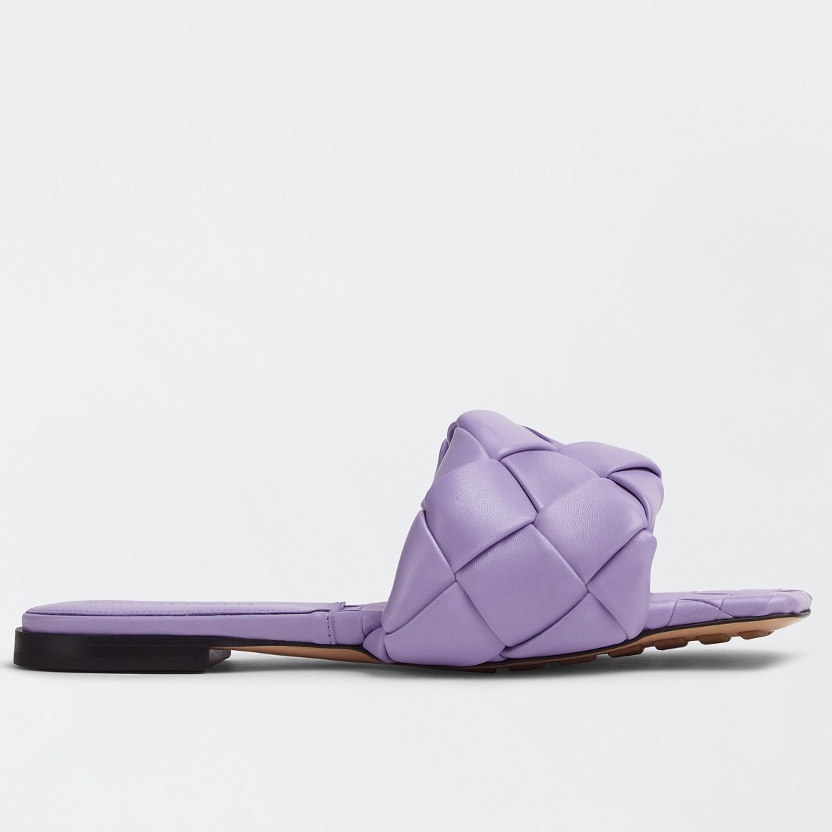 bo*te*ga Ve*ne*ta lido slides in lavender intreccio lambskin