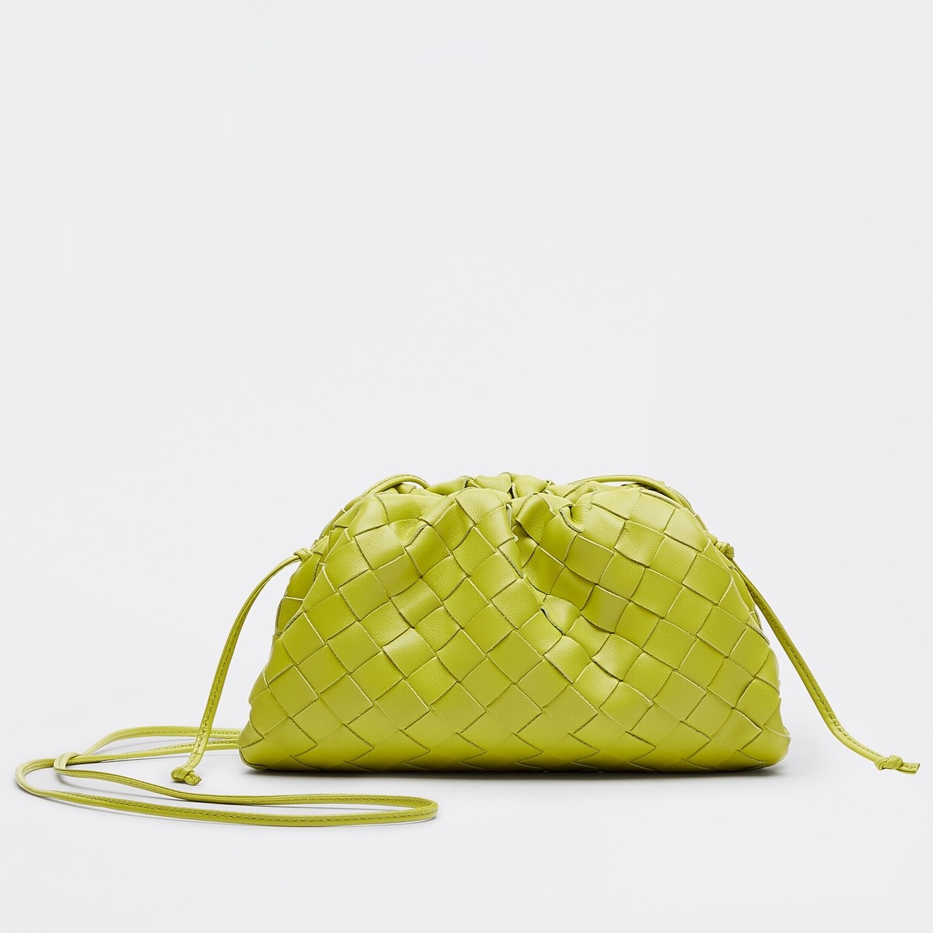 bo*te*ga Ve*ne*ta mini pouch in kiwi intrecciato lambskin