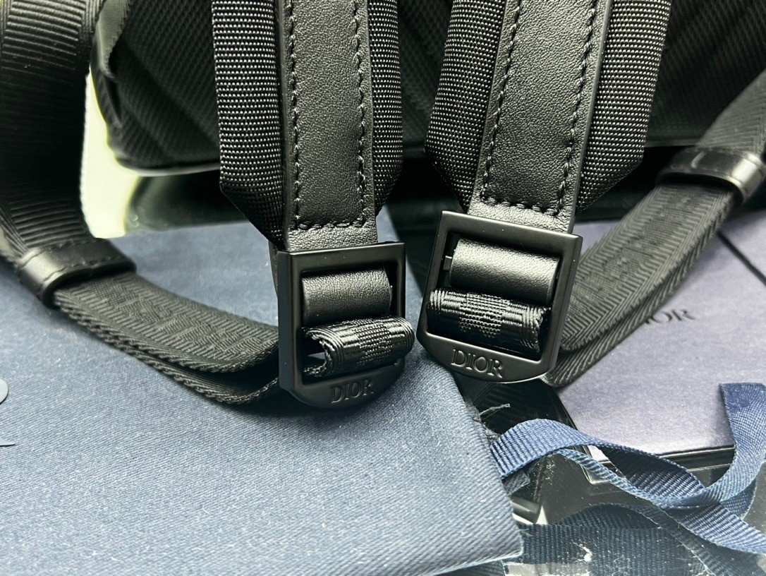 d*or explorer backpack in black cd Di*m*nd mirage ski capsule nylon