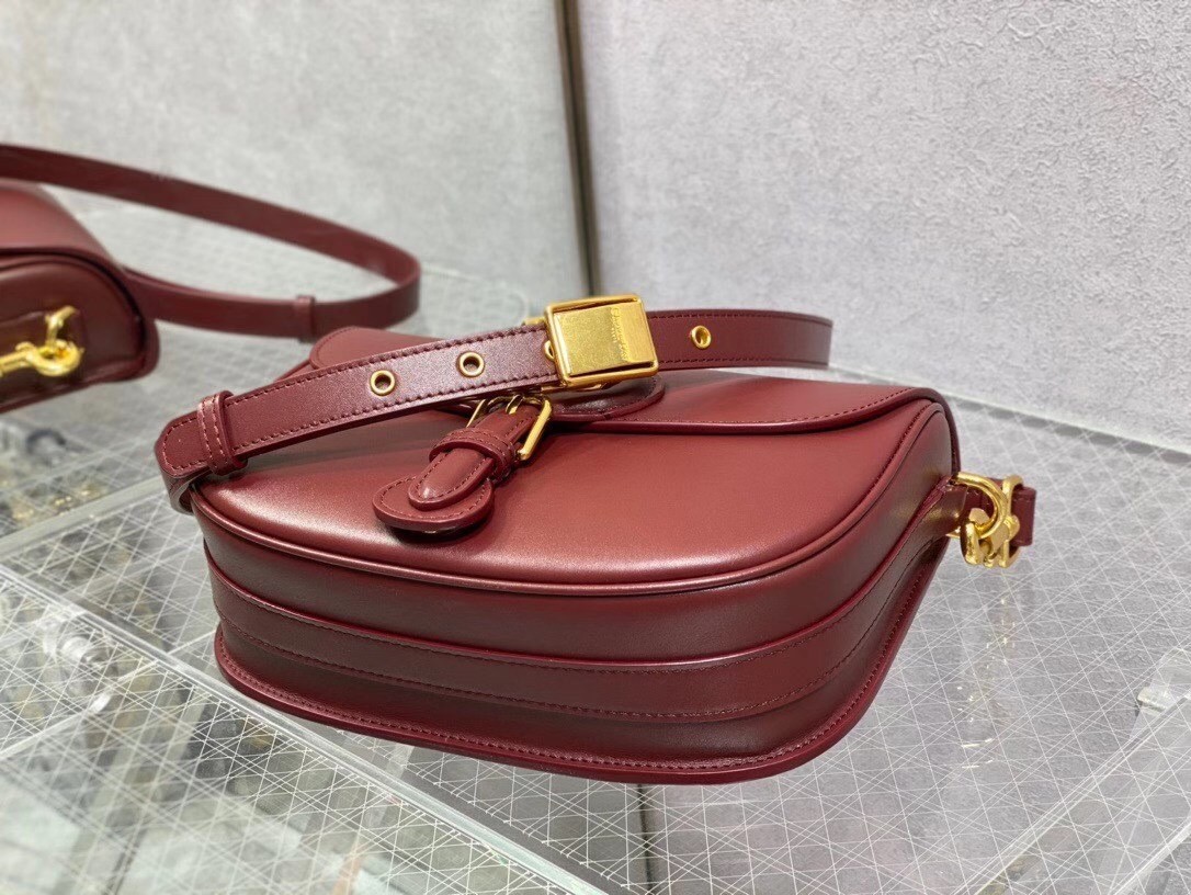 D*or medium bobby bag in bordeaux calfskin
