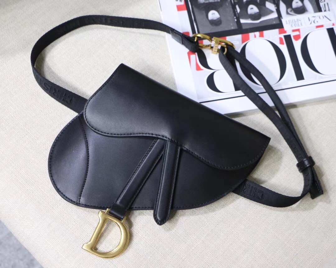 D*or saddle belt bag in black smooth calfskin