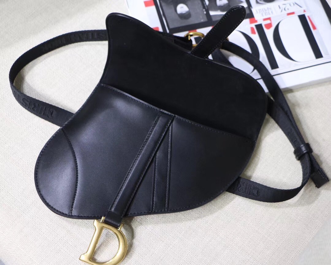 D*or saddle belt bag in black smooth calfskin