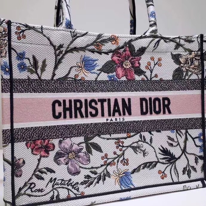 D*or small book tote in multicolor rosa mutabilis embroidery