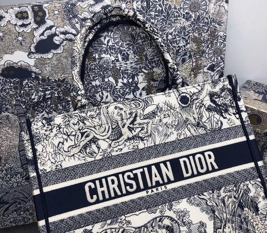 D*or small book tote in blue toile de jouy canvas